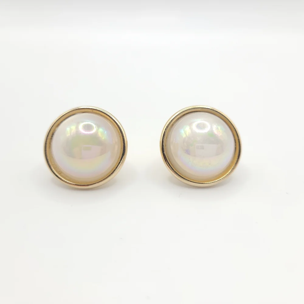 Vintage Signed Lisner Clip on  Gold Earrings - Picture 2 of 7
